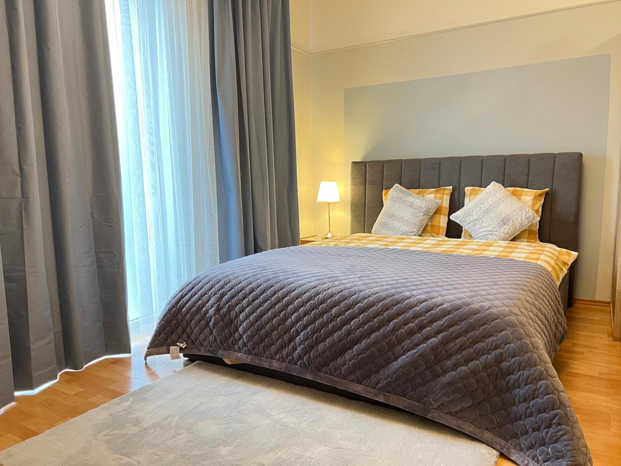 Acacia Aparhotel-near New York Cafe Apartamento *